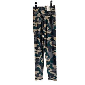 Aerie Leggings Womens Medium Camo High Waisted Offline Real Me 7/8 Cropped NWT